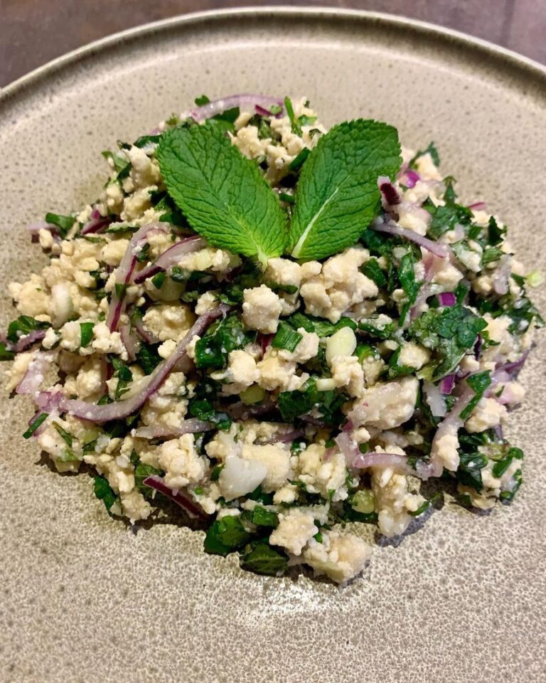 Salade thaï au poulet menthe-citron