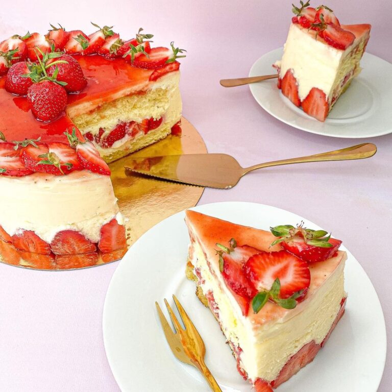 Fraisier à la crème diplomate