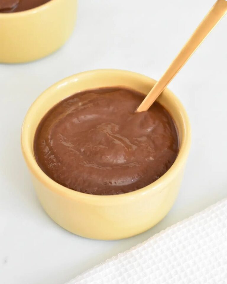 Crèmes avocat-banane-cacao