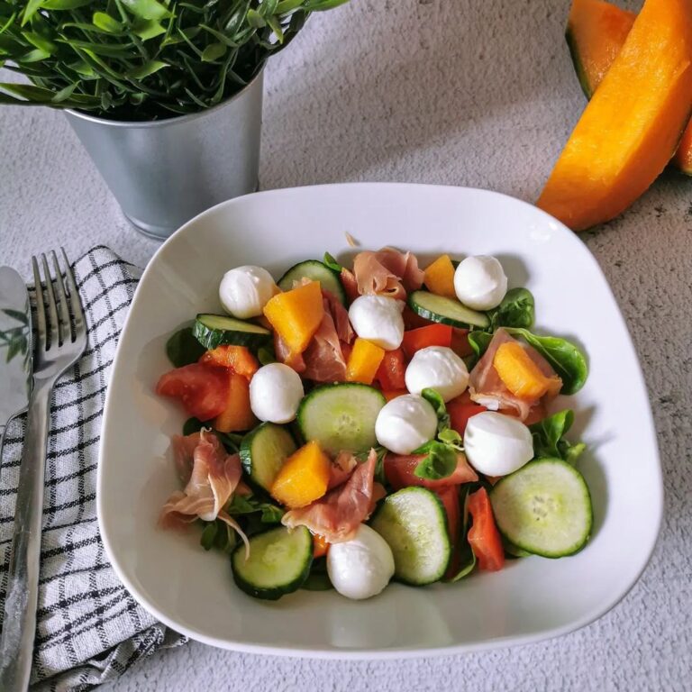 Salade melon tomate concombre mozzarella