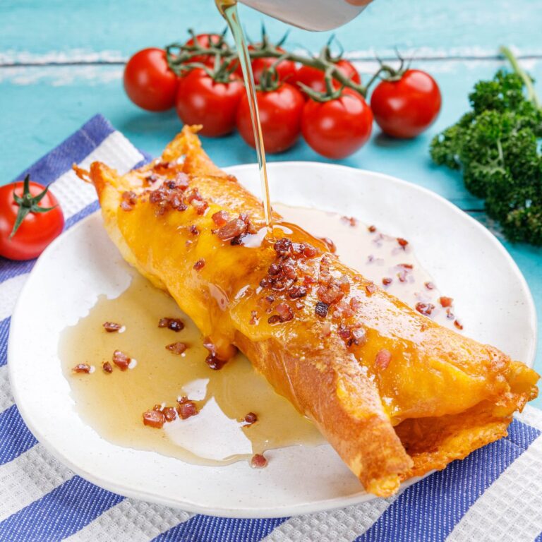 Crepe gefüllt mit Speck, Wurst und Käse!