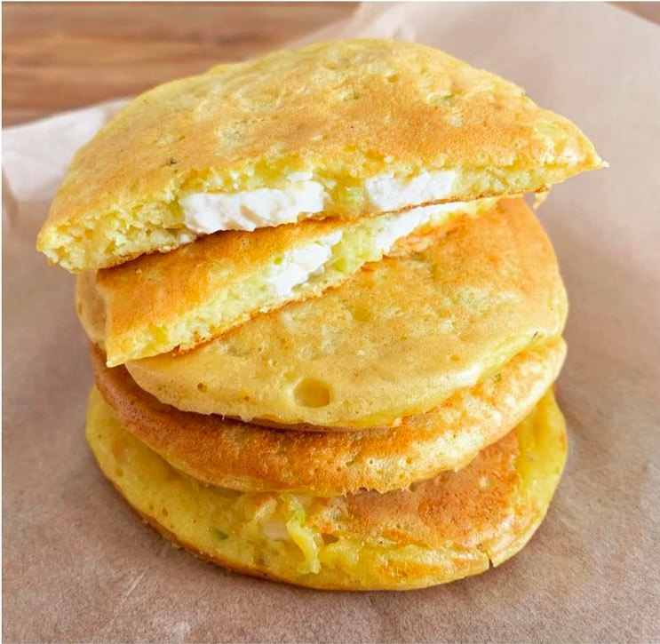 Pancakes courgettes fourrés à la vache qui rit