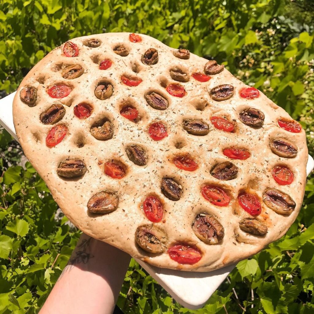 Foccacia tomates cerises, olives