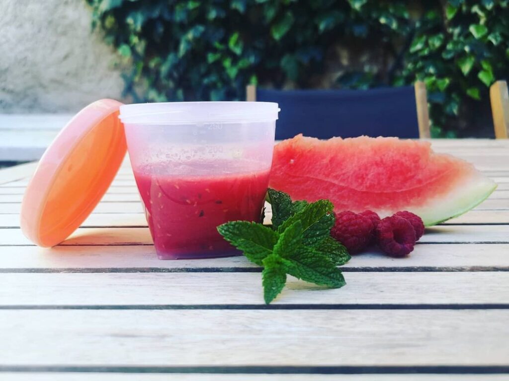 Smoothie pastèque framboise menthe