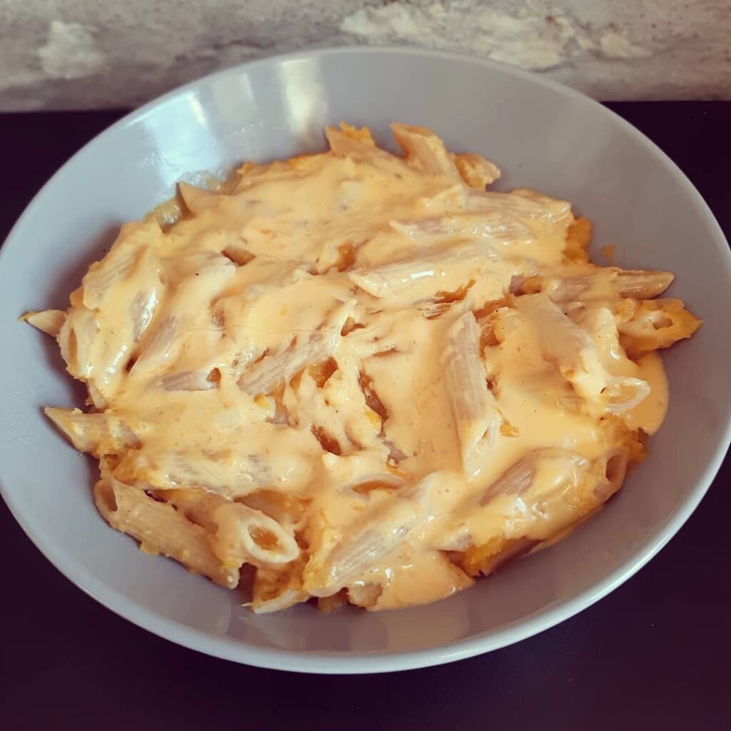 Mac and cheese au cheddar et butternut
