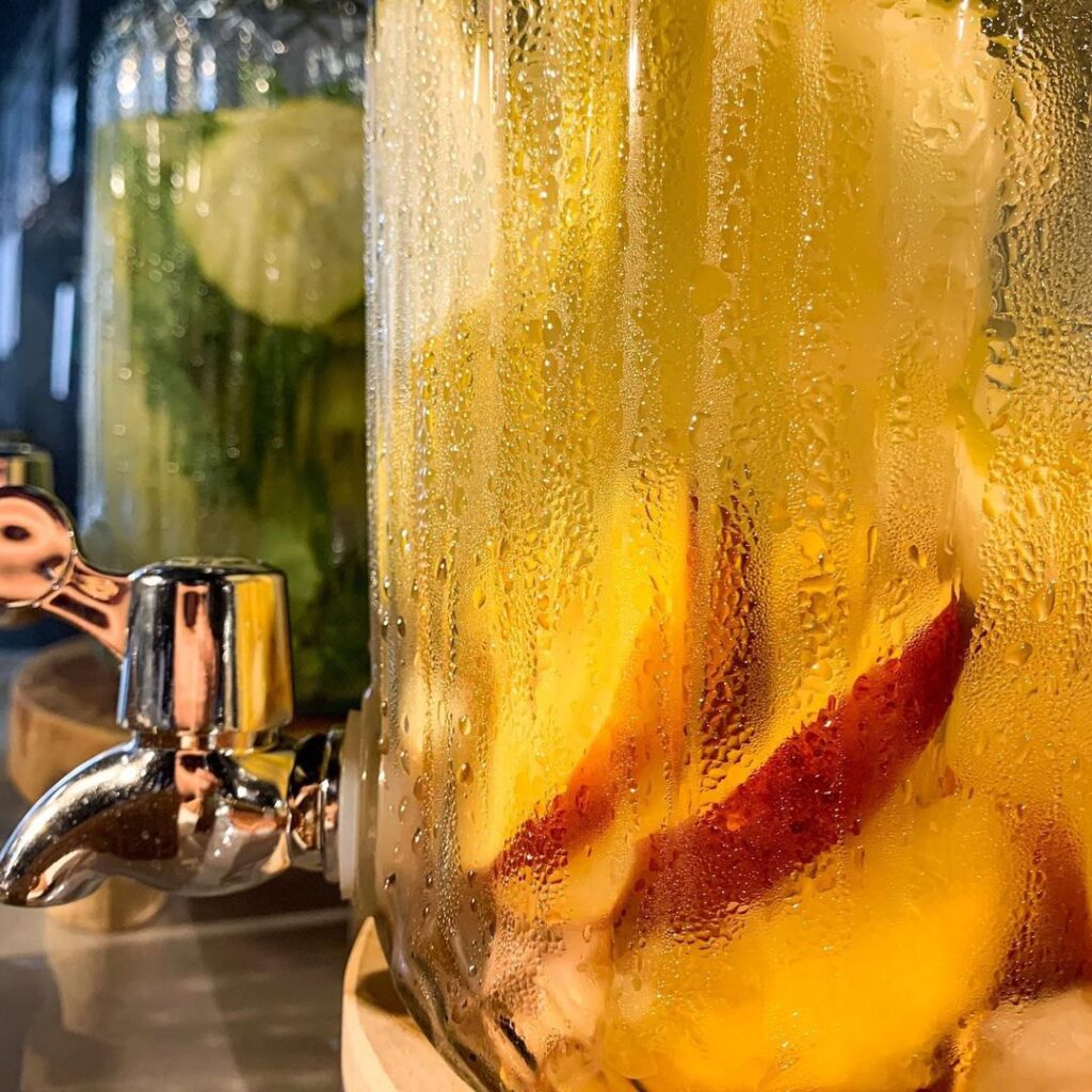 Eau détox nectarine citron gingembre