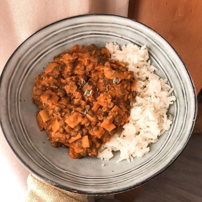 Dahl de lentilles vertes, poireaux et champignons