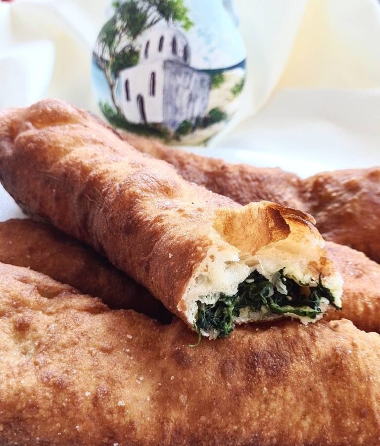 Piroski aux épinards et à la feta