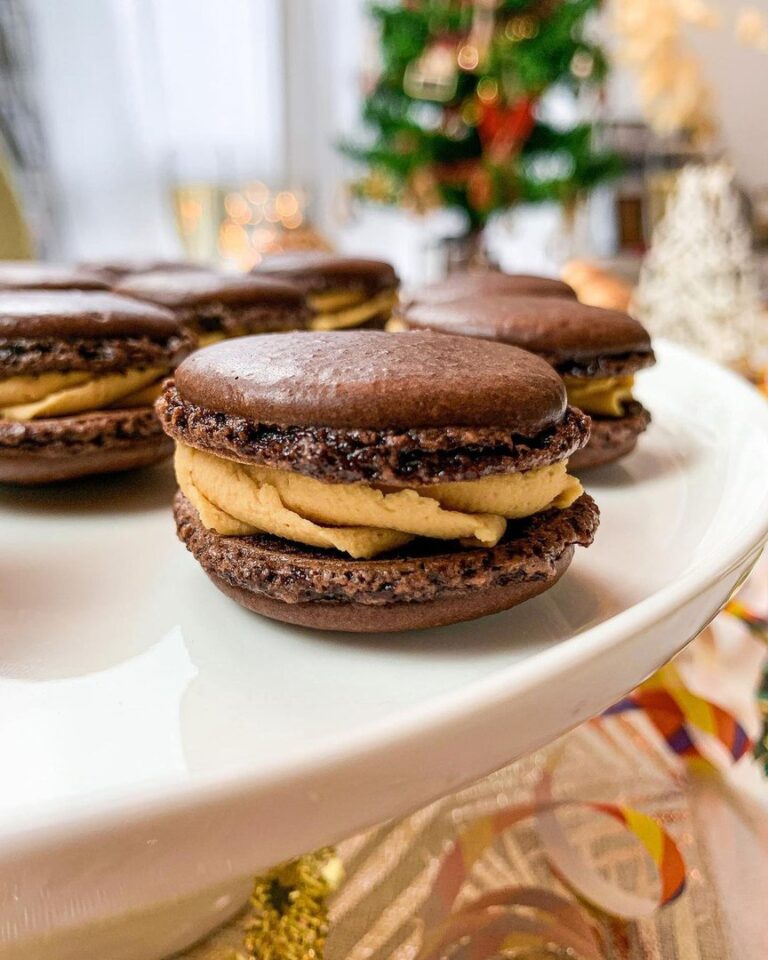 Macarons au chocolat ganache Dulcey