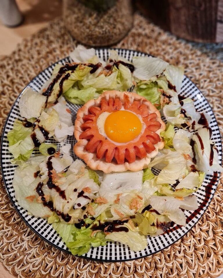 Tartelettes fleurs saucisses et mozzarella