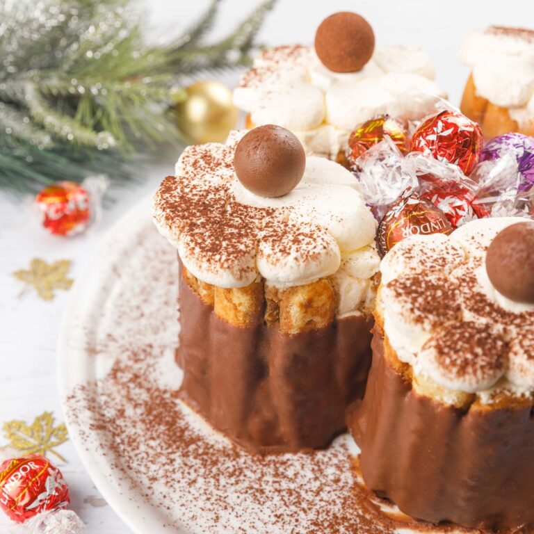 Tiramisu-Weihnachtskranz