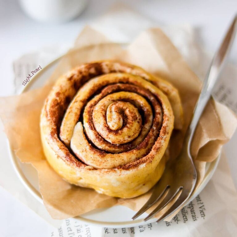 Cinnamon roll à la compote de pommes