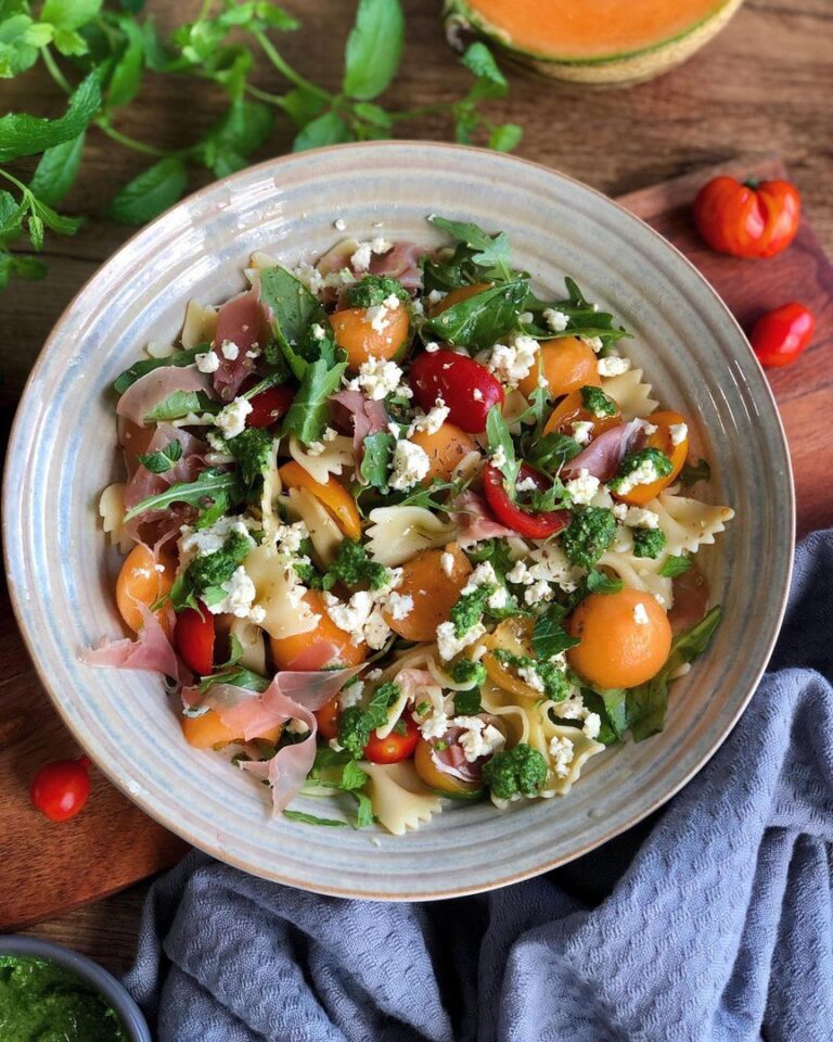 Salade de pâtes au melon et feta