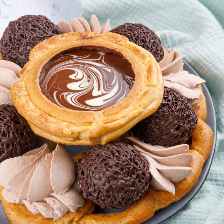 Fondue au chocolat profiterole