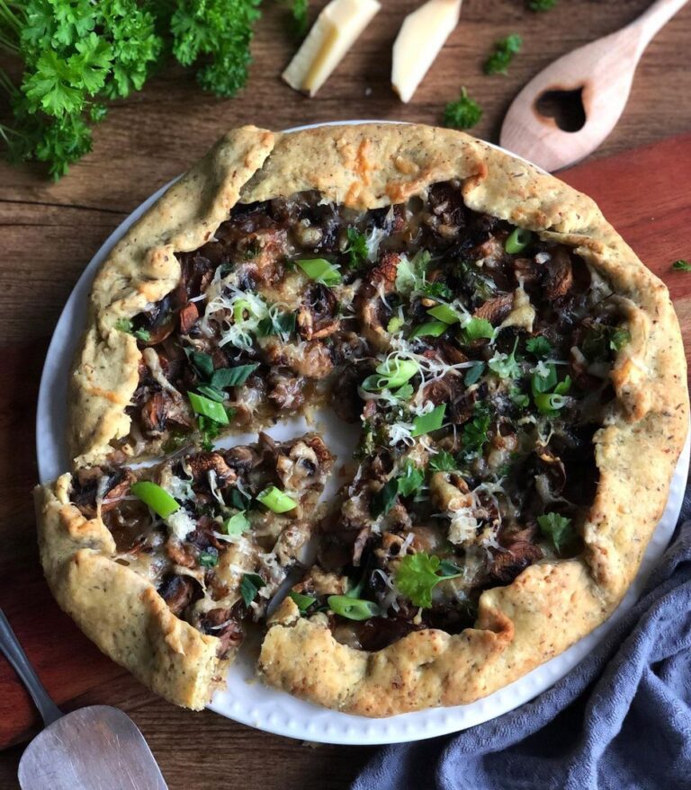 Tarte rustique au champignons et comté