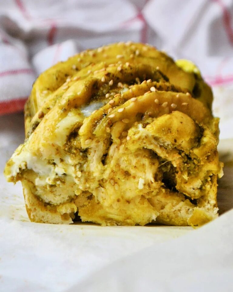 Babka salée pesto et chèvre