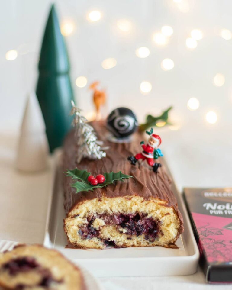 Bûche roulée choco-myrtilles
