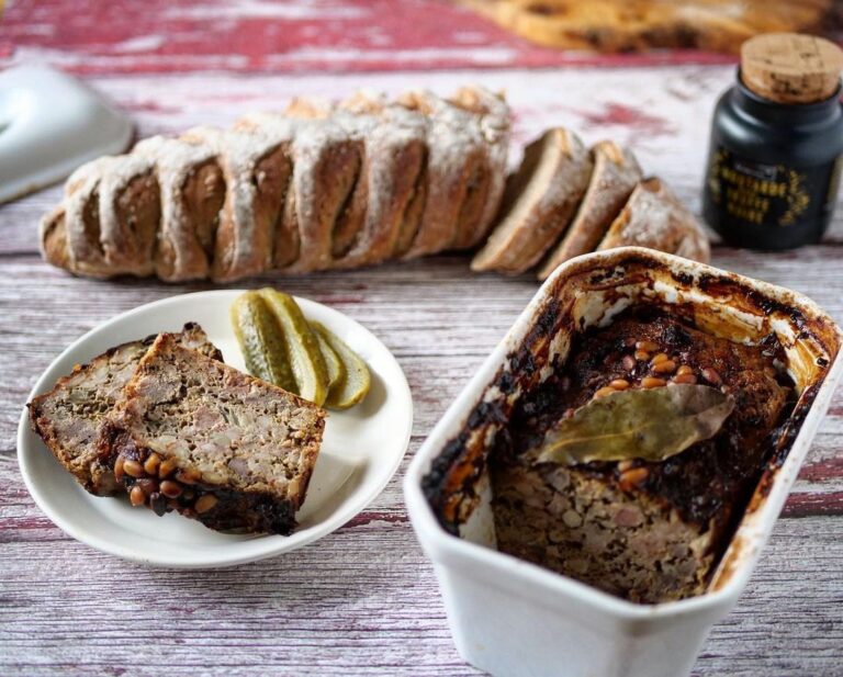 Pâté de campagne aux pignons de pin