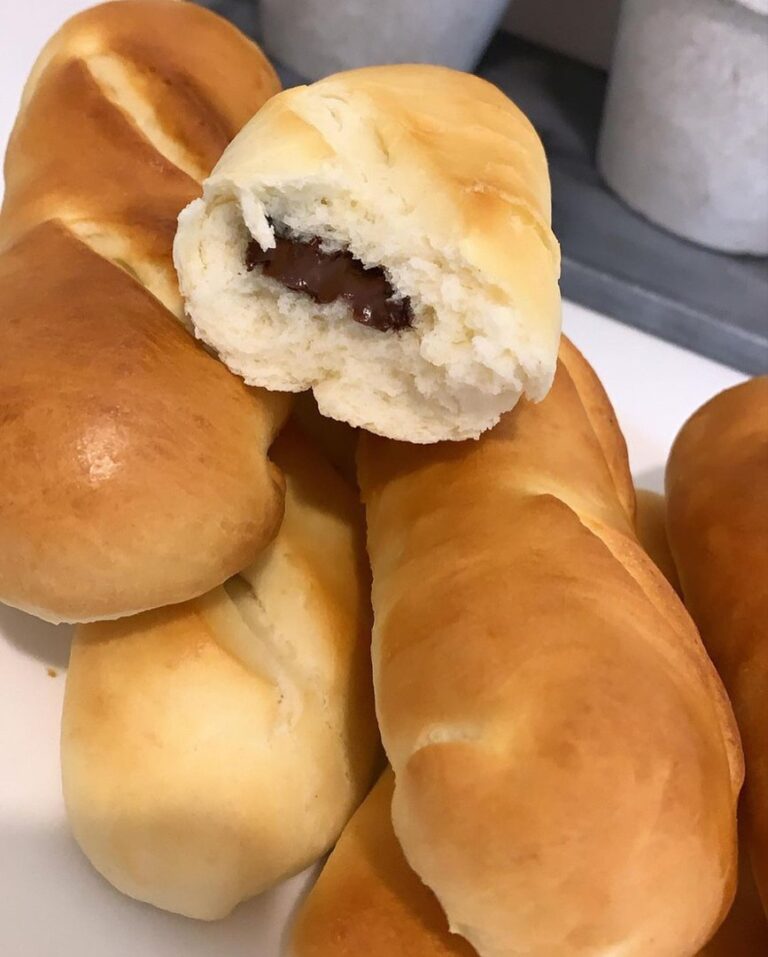 Pain au lait au chocolat