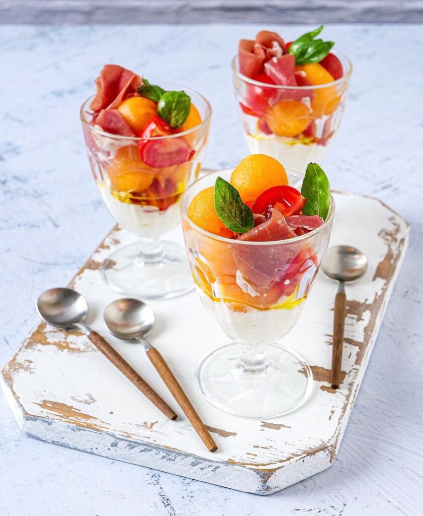 Verrines ricotta melon et jambon cru