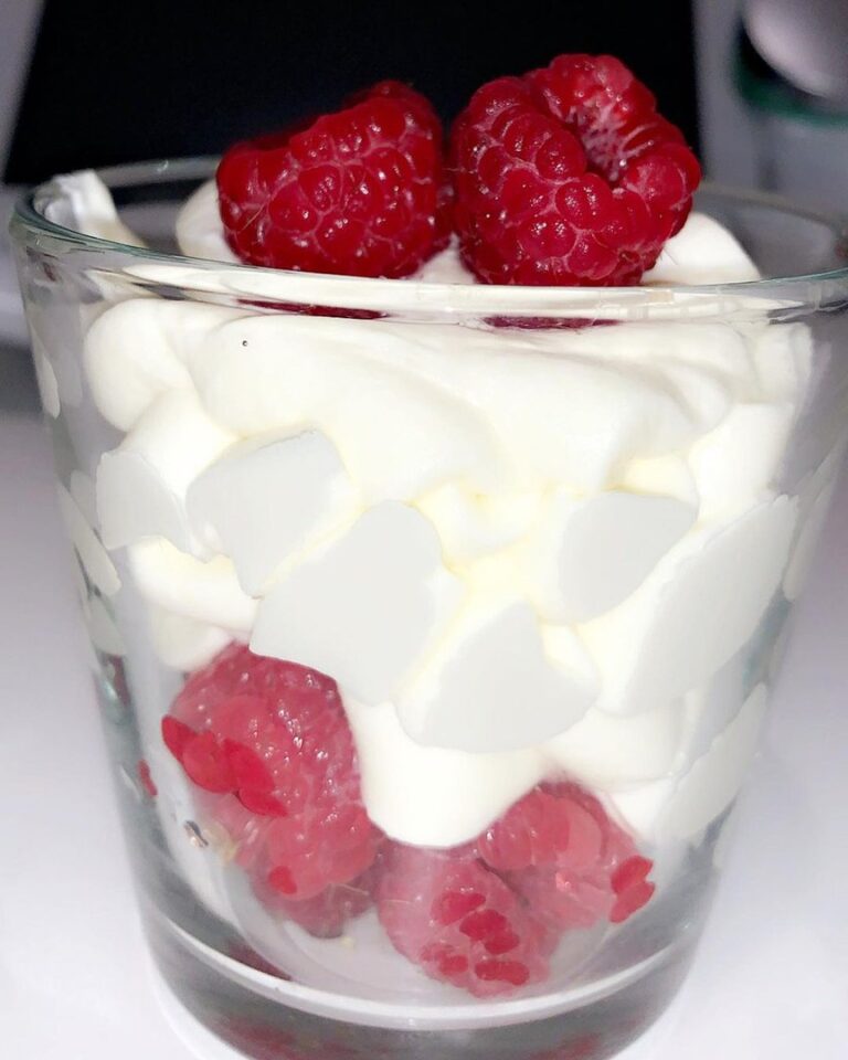 Verrine framboise crème fouetté mascarpone