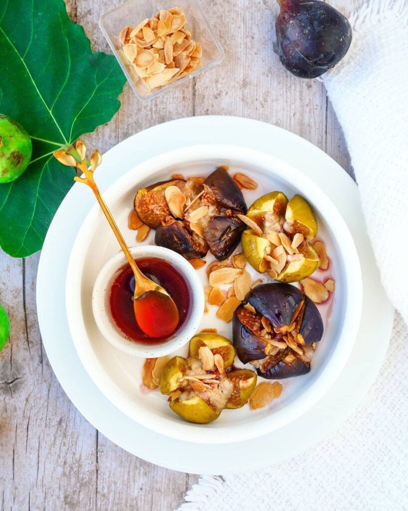 Figues rôties aux amandes