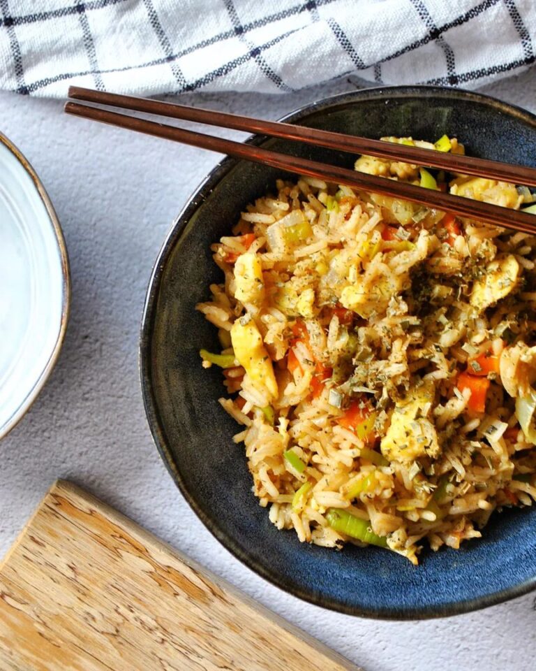 Riz frit végétarien aux légumes