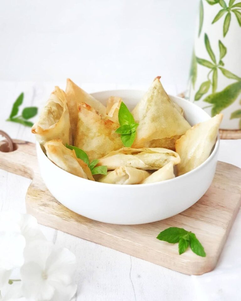 Samoussas courgettes ricotta menthe – basilic
