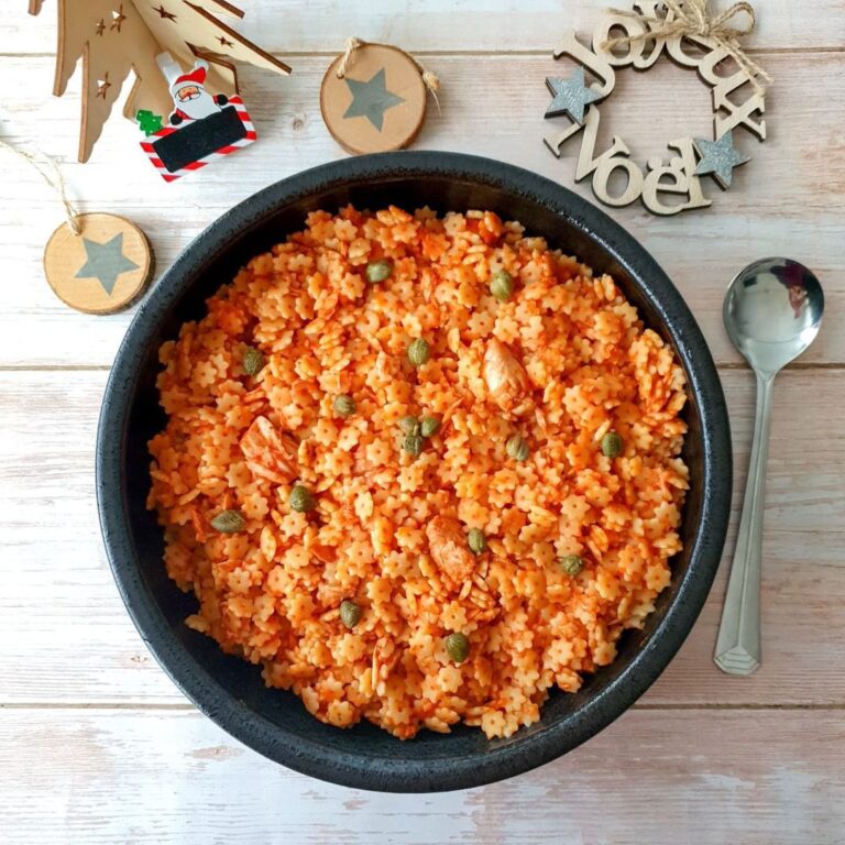 Pâtes à la sauce tomate thon et au parmesan
