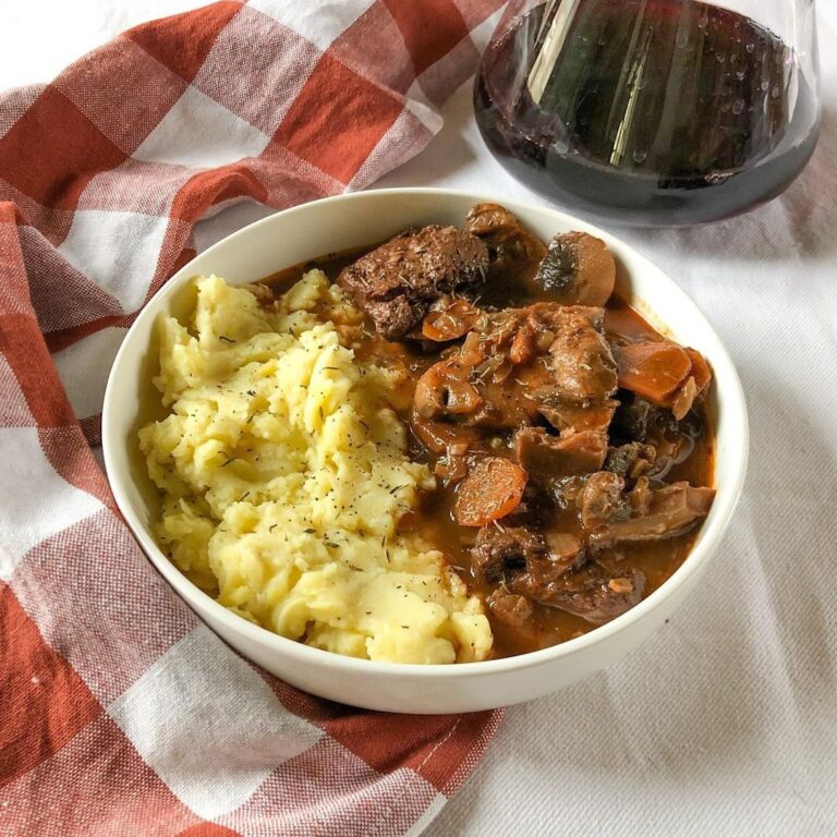 Bourguignon végétarien aux champignons
