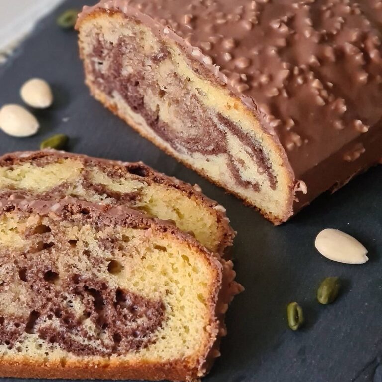 Cake marbré au yaourt vanille et chocolat