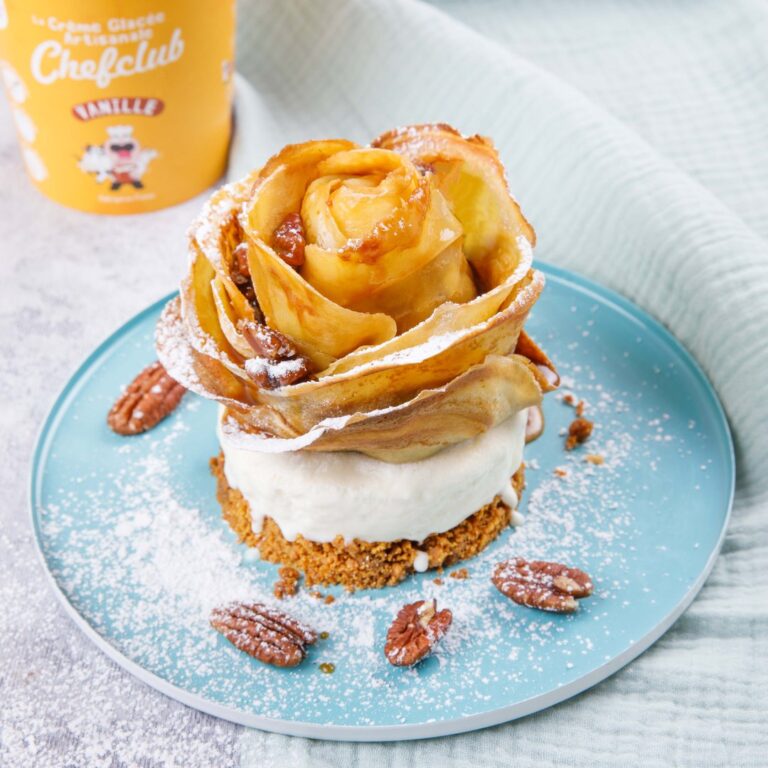Rose aus Apfel Crêpes