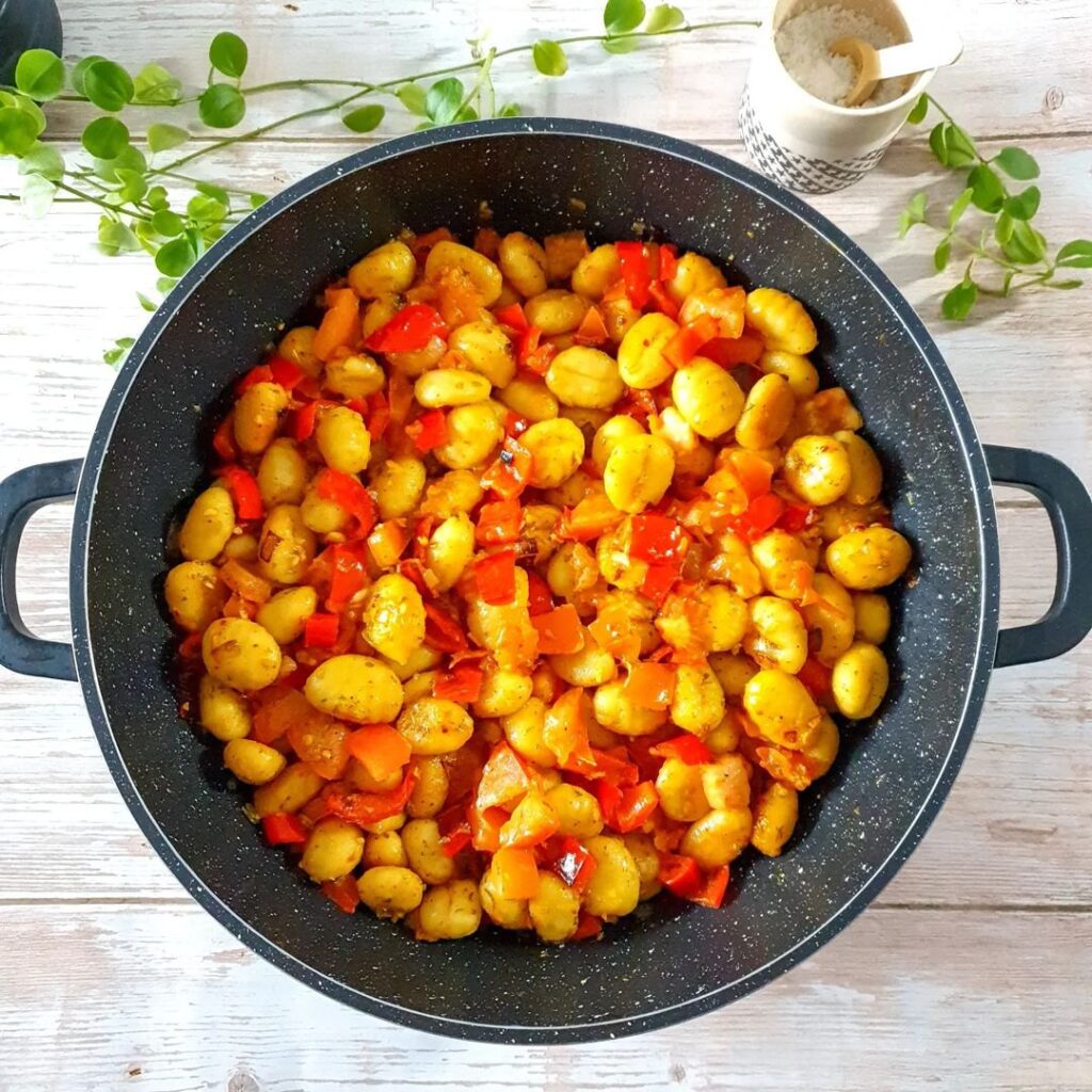 Gnocchis aux tomates et poivrons