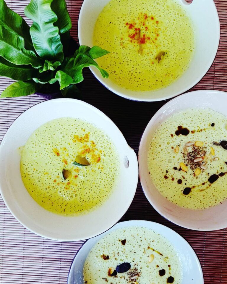 Soupes froides de courgettes