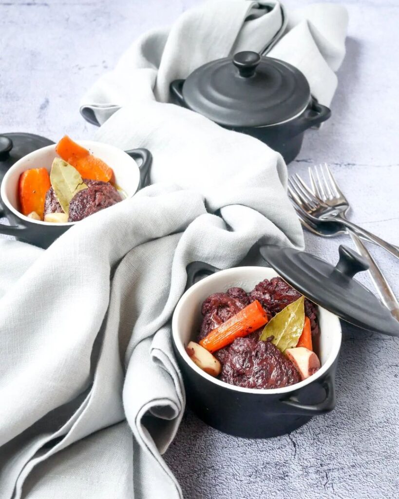 Médaillons de veau au vin rouge