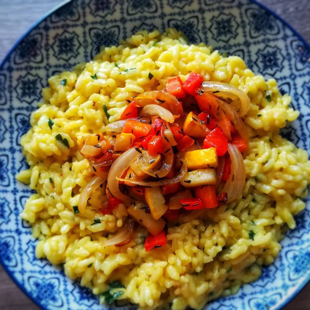 Couronne de risotto safrané aux petits légumes