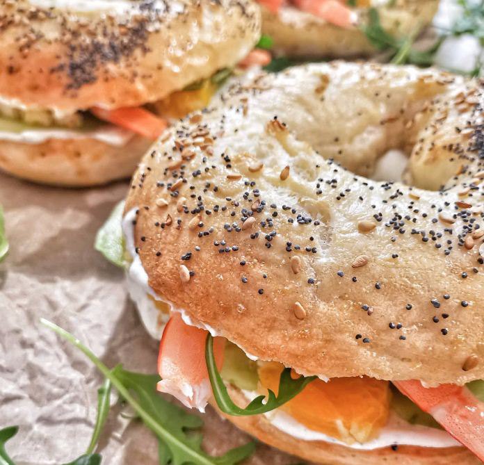Bagels aux crevettes et au concombre