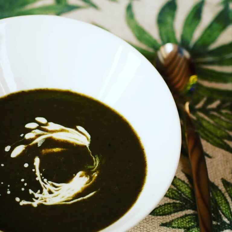 Velouté de cresson à la crème d’amandes