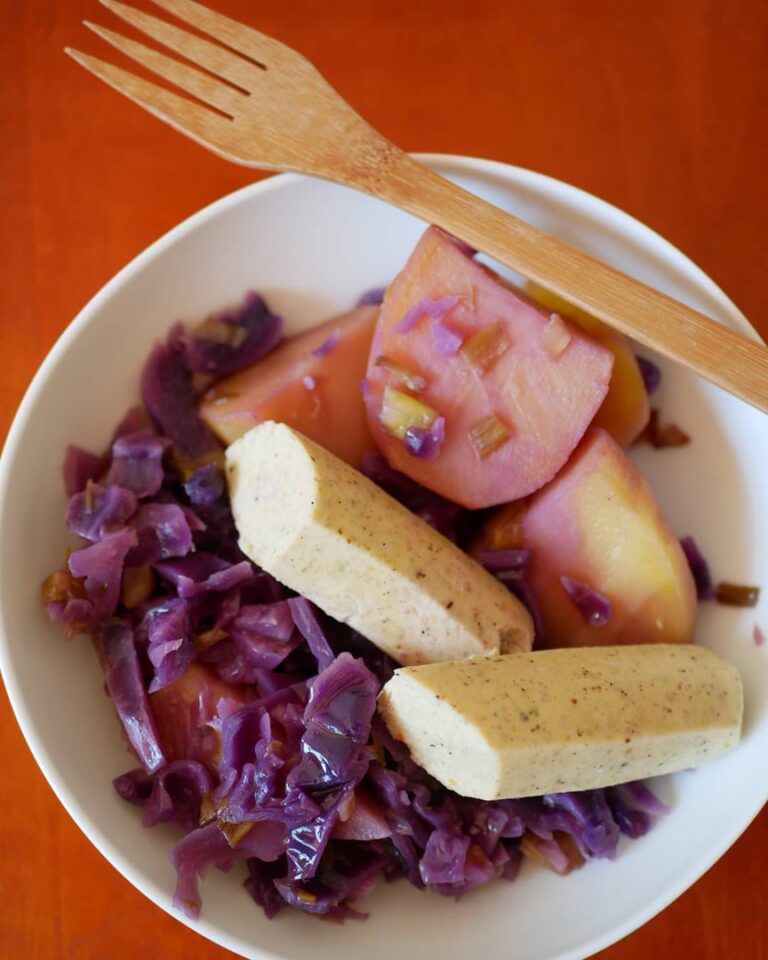 Chou rouge aux deux pommes