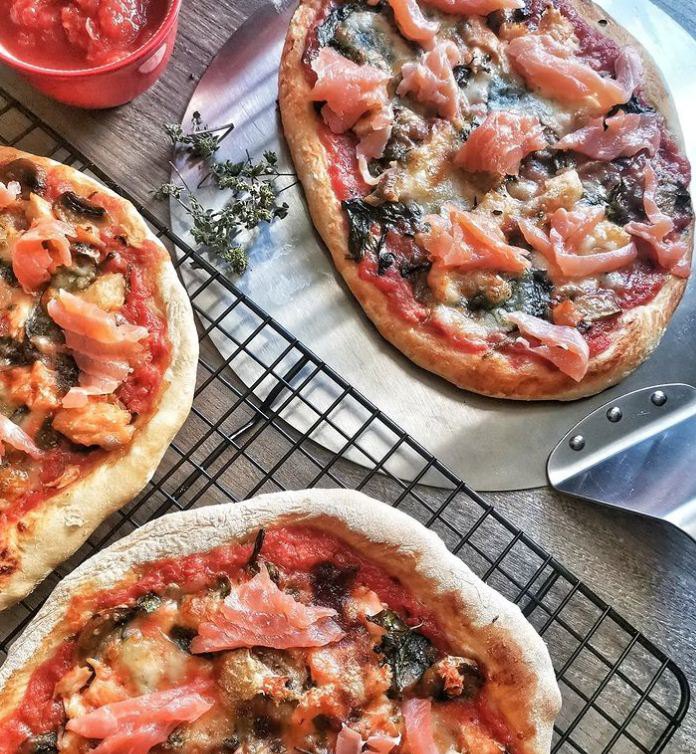 Pizzas aux deux saumons