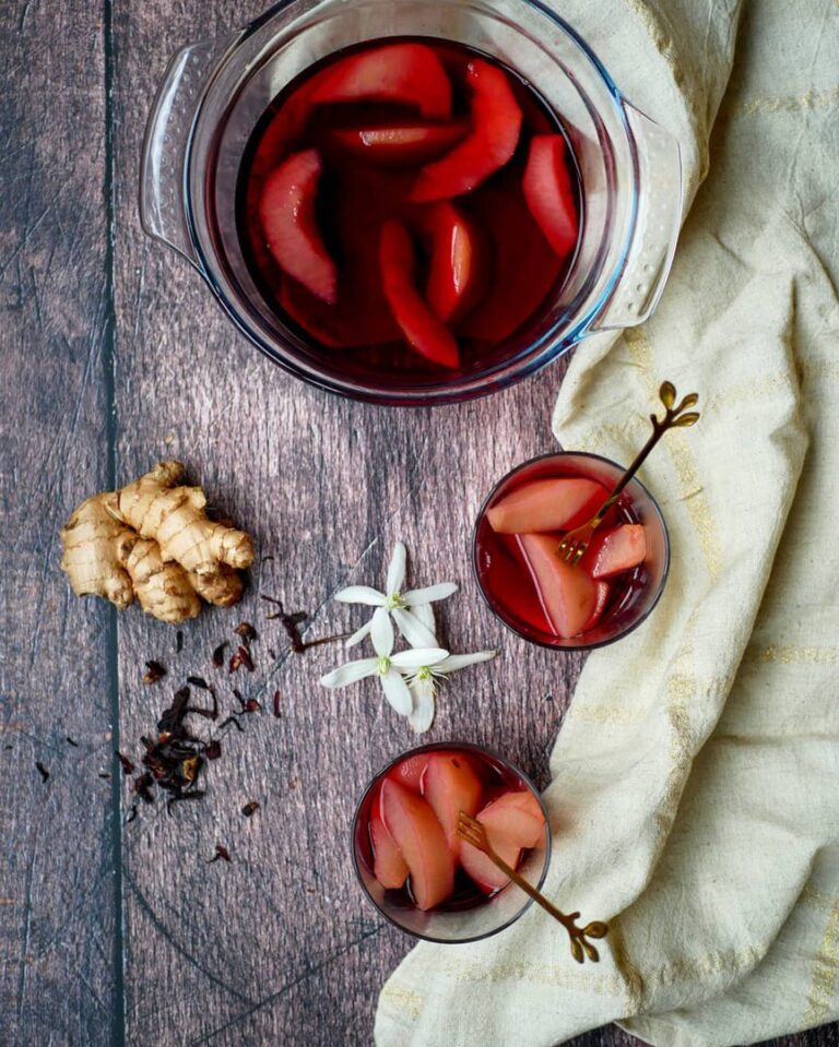 Poires au sirop de karkade