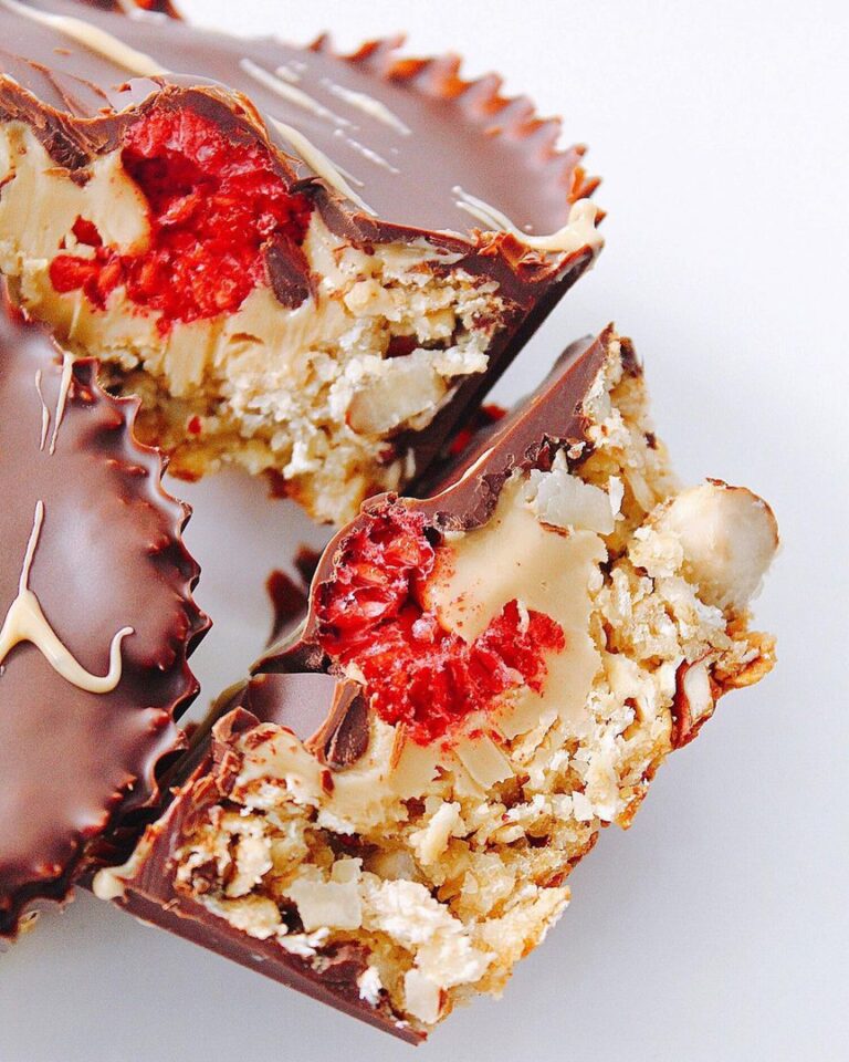 Granola cups framboise, choco et cajou