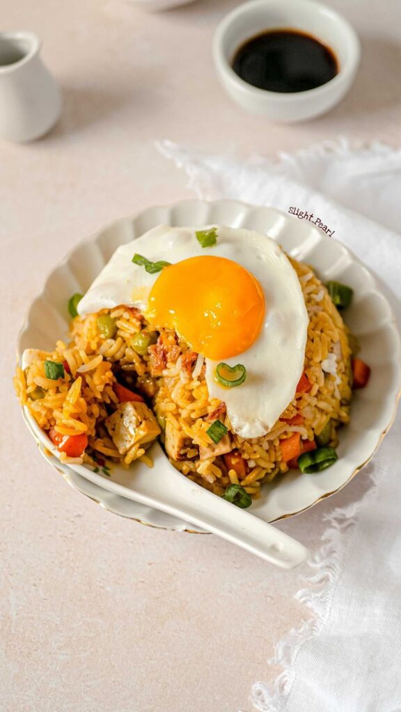 Riz sauté au curcuma