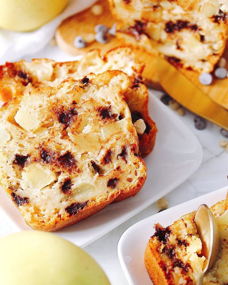 Cake aux pommes et pépites de chocolat