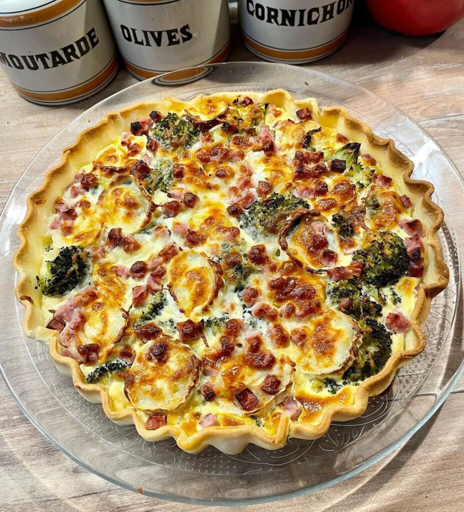 Tarte brocolis, jambon, chèvre