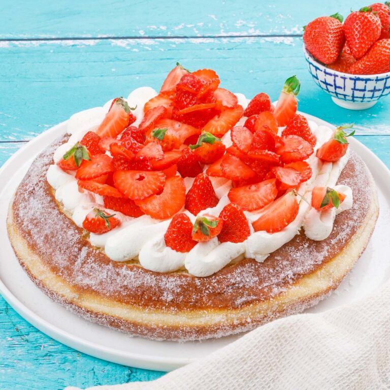 Torta sonho de morangos