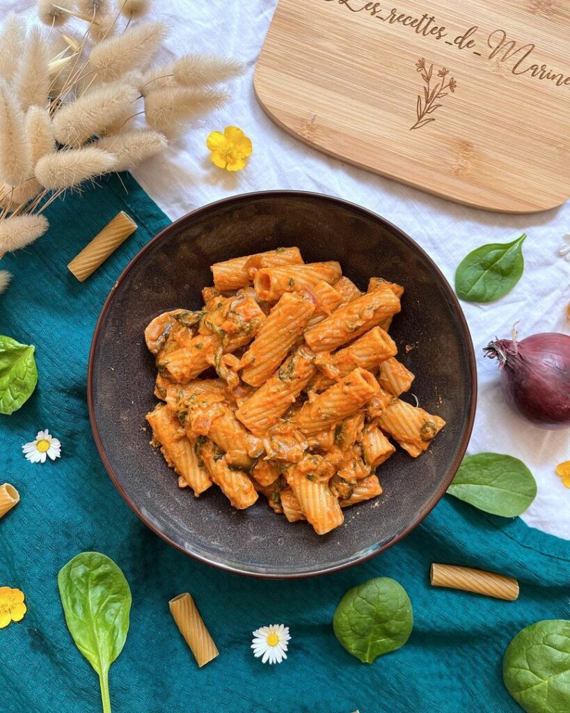 Pâtes aux champignons – épinard et tomate