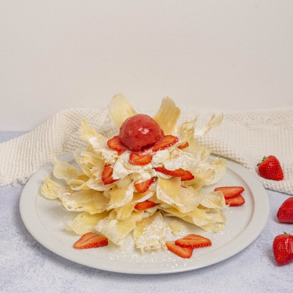 Flor de crepes de morango