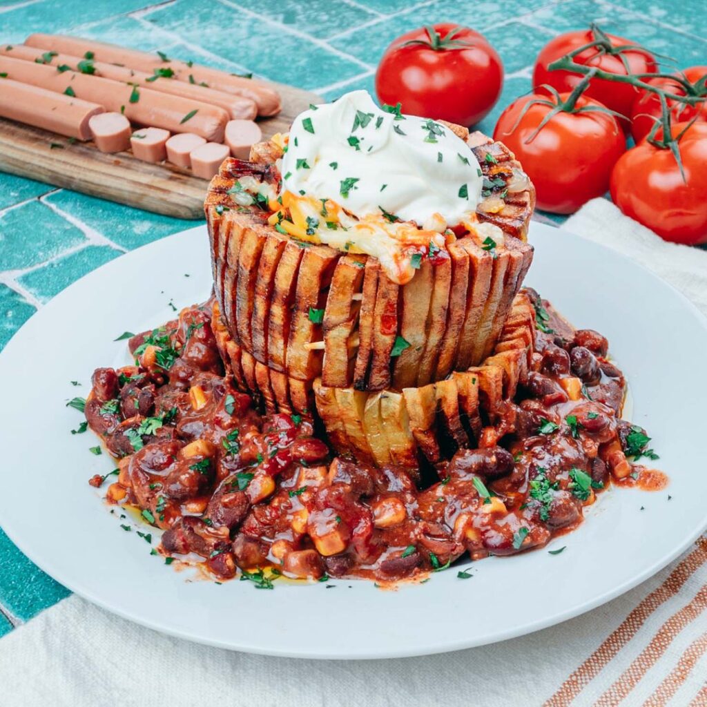 Cheesy Hot Dogs Turm