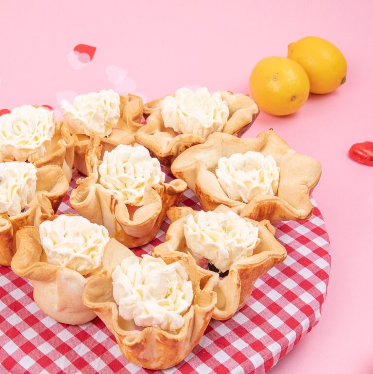 Le bouquet de roses meringuées